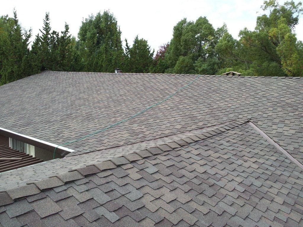 One-Stop Asphalt Shingle Roofing System for Villa Projects